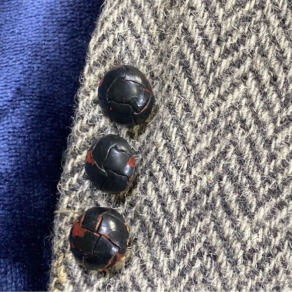 Vintage Dawahares Tweed 2 Button Sportscoat, size 43R, 3 Turtleshell Arm Buttons - Picture 6 of 6